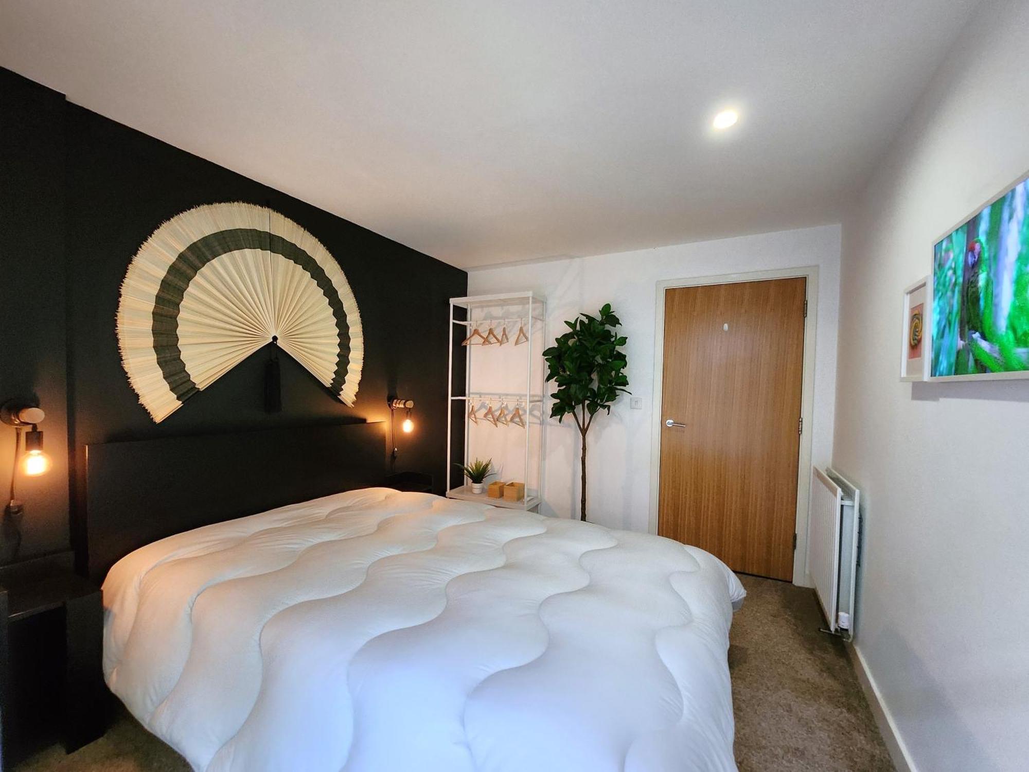 Riverside Oasis Station-parking-riverboat Apartment *