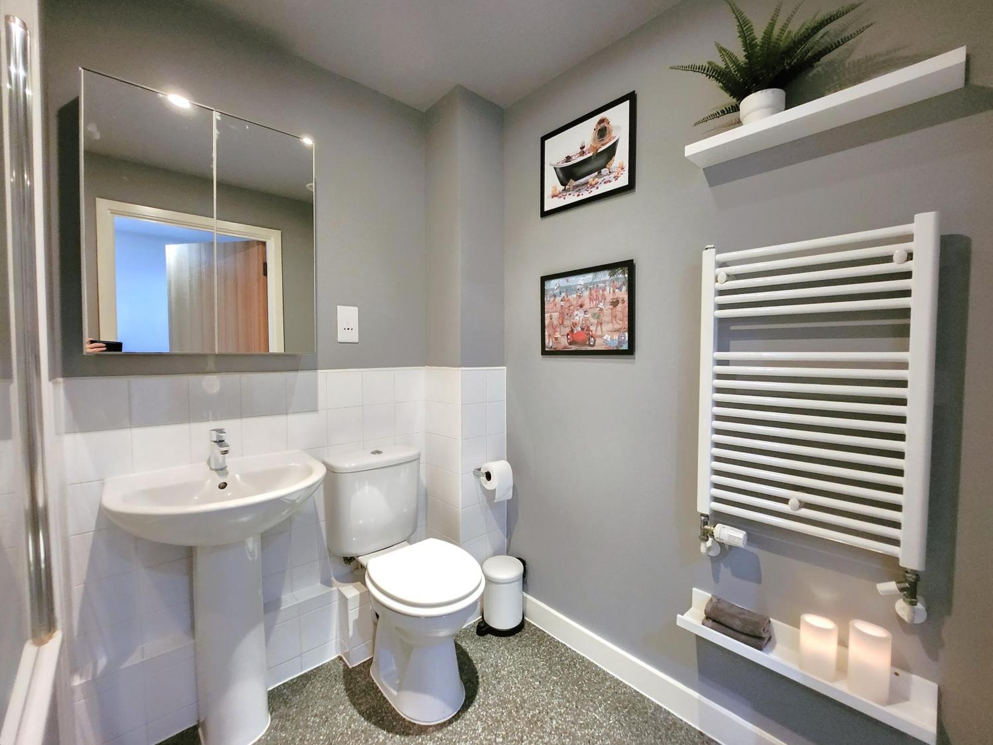 Apartment Riverside Oasis Station-parking-riverboat London